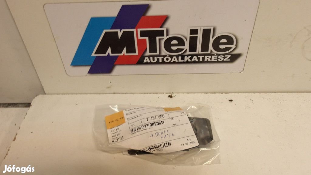 [GYÁRI ÚJ] BMW ELSŐ LÖKHÁRÍTÓ RÁCS F20LCI/F21LCI 7434696